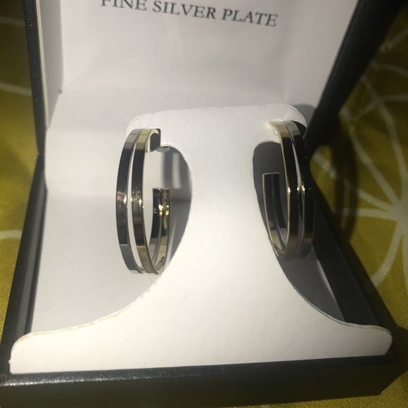 Fine Silver Plate Earrings - Picture 2 of 3